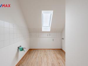 Prodej komerční nemovitosti, Měchenice, Hlavní, 330 m2