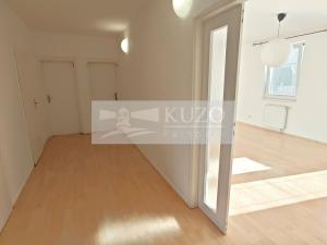 Prodej bytu 3+1, Praha, Hornomlýnská, 93 m2