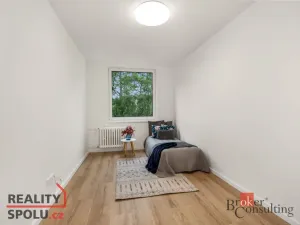 Prodej bytu 3+1, Praha - Modřany, Urbánkova, 79 m2