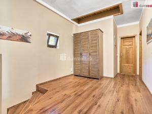 Prodej rodinného domu, Sadov, 372 m2
