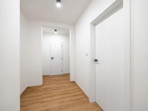 Prodej bytu 3+kk, Praha - Strašnice, Nučická, 72 m2
