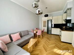 Pronájem bytu 2+kk, Praha - Bubeneč, Čs. armády, 53 m2