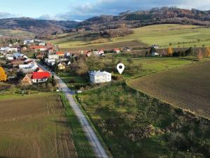 Prodej pozemku pro bydlení, Chomýž, 692 m2