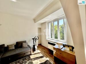 Pronájem bytu 2+kk, Praha - Michle, Adamovská, 46 m2
