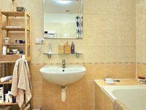 Pronájem bytu 1+kk, Praha - Žižkov, Víta Nejedlého, 30 m2
