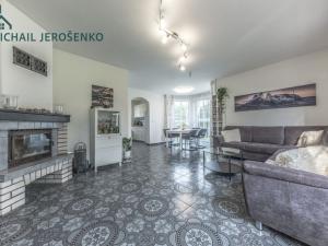 Prodej rodinného domu, Mladé Buky, 149 m2