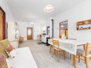 Prodej vícegeneračního domu, Sedlec, 138 m2