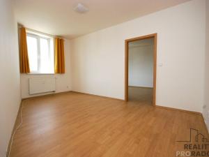 Pronájem bytu 2+kk, Brno, Svatoplukova, 27 m2