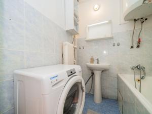 Prodej bytu 2+1, Praha - Vinohrady, Budečská, 55 m2