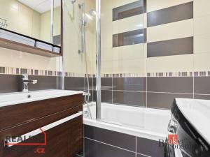 Prodej bytu 3+1, Chodov, U Koupaliště, 66 m2