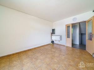 Prodej bytu 3+1, Sokolov, Slavíčkova, 76 m2