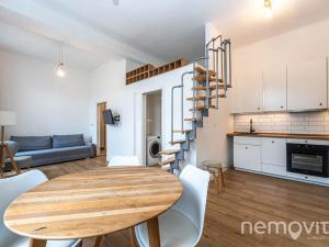 Pronájem bytu 1+kk, Praha - Košíře, Plzeňská, 37 m2