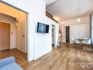 Pronájem bytu 1+kk, Praha - Košíře, Plzeňská, 37 m2