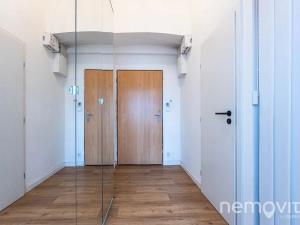 Pronájem bytu 1+kk, Praha - Košíře, Plzeňská, 37 m2