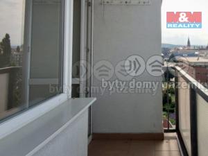 Prodej bytu 3+1, Chomutov, Bezručova, 85 m2