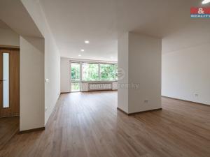 Prodej bytu 3+1, Mariánské Lázně, Stavbařů, 106 m2