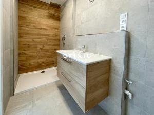 Pronájem bytu 2+kk, Praha - Hloubětín, Za černým mostem, 43 m2