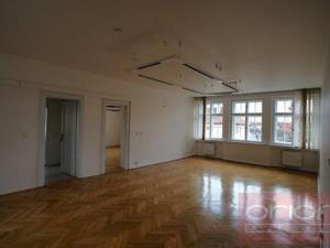 Pronájem bytu 3+1, Praha - Dejvice, Na viničních horách, 137 m2