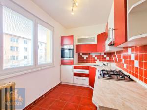 Pronájem bytu 2+1, Praha - Žižkov, Na vrcholu, 55 m2