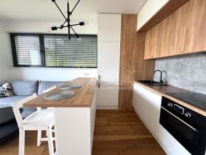 Pronájem bytu 2+kk, Praha - Hlubočepy, Kurandové, 50 m2