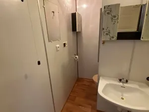 Pronájem bytu 1+kk, Liberec, Dobiášova, 20 m2