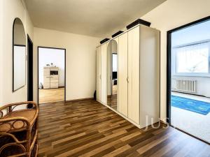 Prodej bytu 3+1, Ústí nad Labem - Střekov, Tolstého, 65 m2