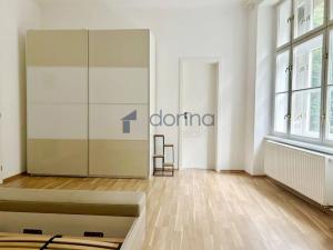 Pronájem bytu 2+1, Praha, Ševčíkova, 74 m2