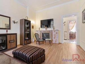 Prodej bytu 3+1, Karlovy Vary, K. Čapka, 88 m2