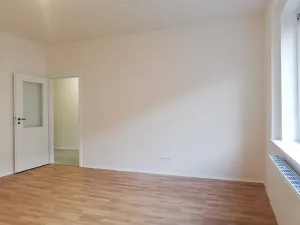 Pronájem bytu 3+kk, Praha - Břevnov, Bělohorská, 57 m2