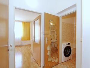 Pronájem bytu 1+kk, Praha - Libeň, Kurta Konráda, 25 m2