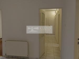Pronájem kanceláře, Praha, Na Březince, 150 m2