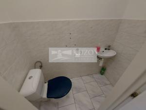 Pronájem kanceláře, Praha, Na Březince, 150 m2
