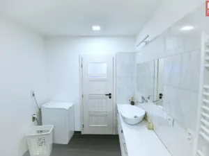 Prodej bytu 2+kk, Olomouc, Dolní náměstí, 61 m2