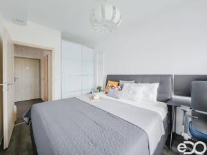Pronájem bytu 3+kk, Praha, Hornoměcholupská, 65 m2