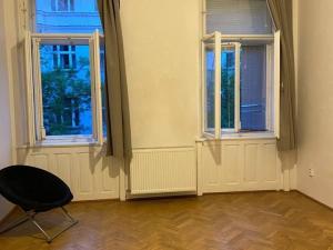 Pronájem bytu 2+1, Praha - Vinohrady, Chodská, 85 m2