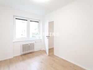 Prodej bytu 2+kk, Praha, Černokostelecká, 55 m2