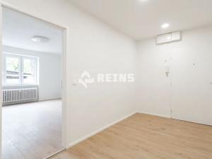 Prodej bytu 2+kk, Praha, Černokostelecká, 55 m2