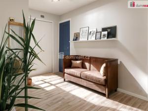 Prodej bytu 3+1, Ostrov, Kollárova, 61 m2