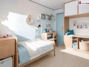 Prodej bytu 3+1, Ostrov, Kollárova, 61 m2