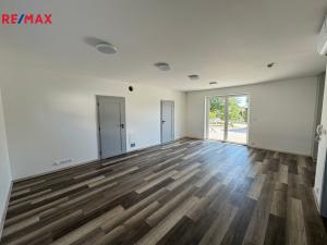 Pronájem bytu 3+kk, Drozdov, 75 m2
