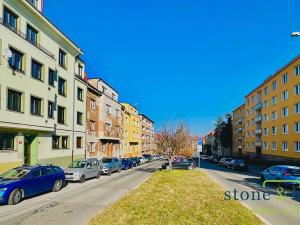 Pronájem bytu 2+1, Praha - Vokovice, Kladenská, 77 m2