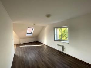 Pronájem bytu 1+kk, Malšice, náměstí V. Háka, 57 m2