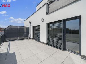 Pronájem bytu 2+kk, Hradec Králové - Pražské Předměstí, Gočárova třída, 48 m2