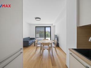 Pronájem bytu 2+kk, Hradec Králové - Pražské Předměstí, Gočárova třída, 48 m2