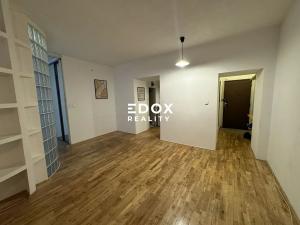 Pronájem bytu 2+1, Praha - Bubeneč, Národní obrany, 44 m2