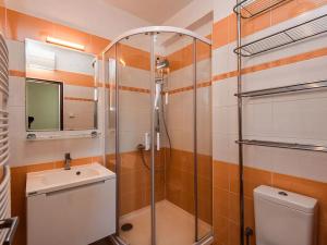 Pronájem rodinného domu, Praha - Libuš, Nad šejdrem, 252 m2