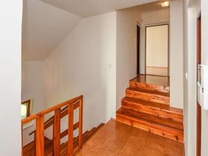 Pronájem rodinného domu, Praha - Libuš, Nad šejdrem, 252 m2