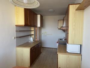 Prodej bytu 3+1, Praha - Horní Měcholupy, Milánská, 70 m2