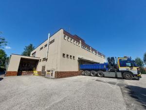 Pronájem obchodního prostoru, Šenov, Radniční náměstí, 110 m2