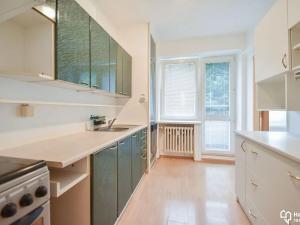 Prodej bytu 3+1, Olomouc, Zamykalova, 82 m2